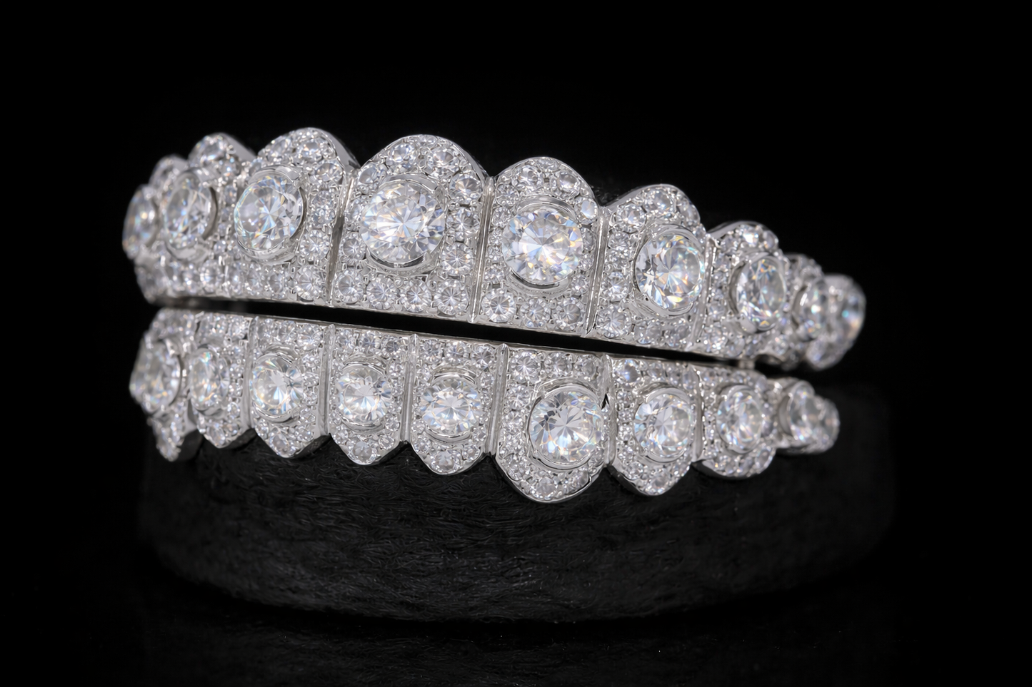 VVS Moissanite Diamond Grillz Pointer Stone Center