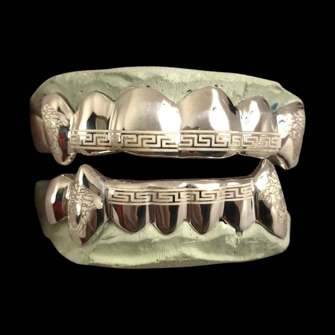 Custom 8 On 8 Versace Engraving Gold Grillz