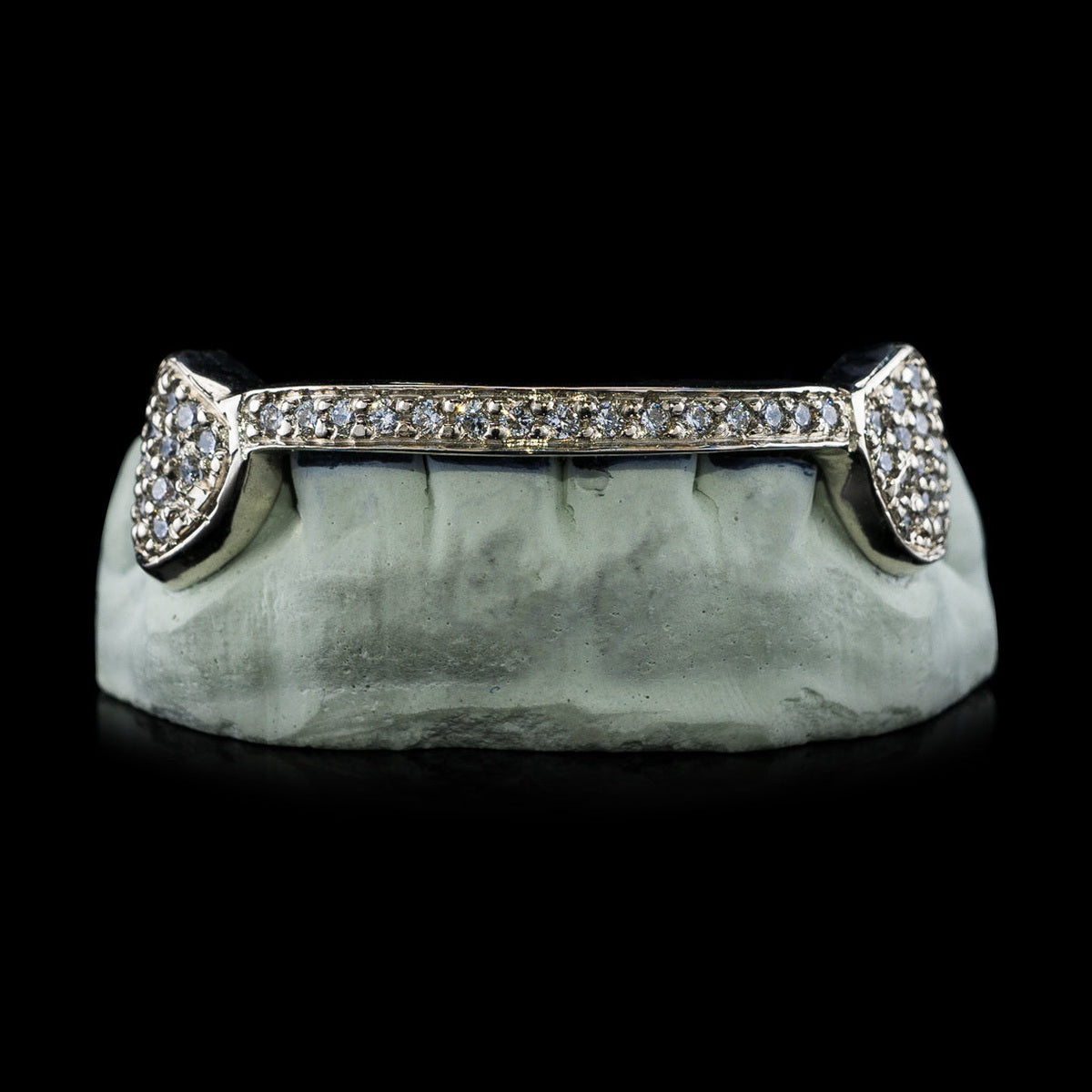 Solid Iced 6 Teeth Connecting Bridge Grillz Bar