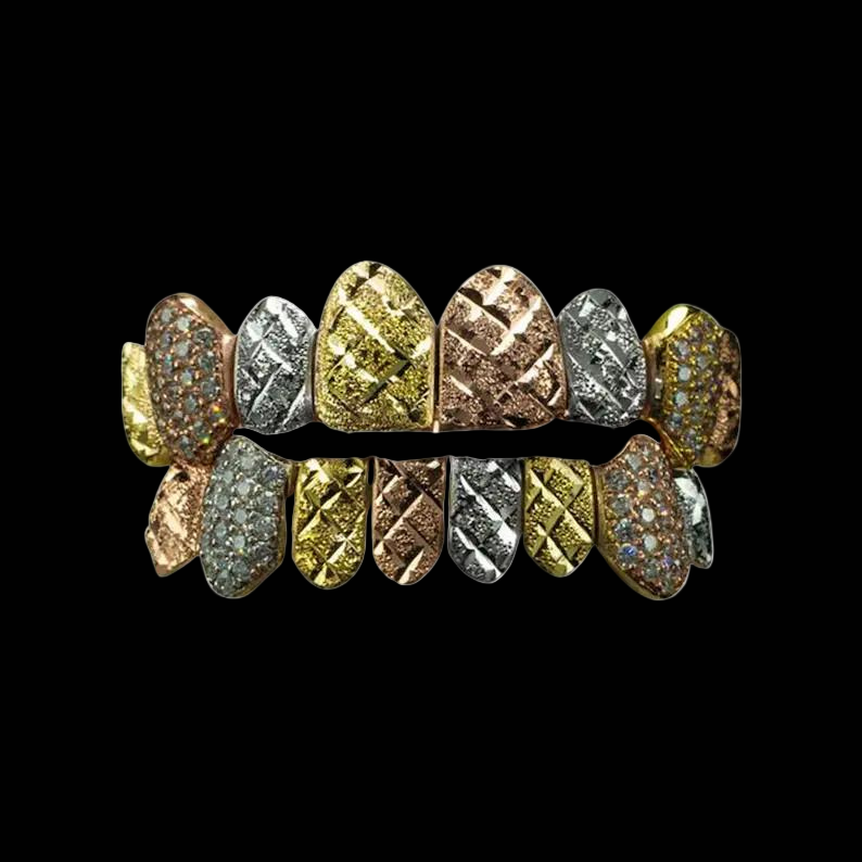 Custom 8 on 8 Teeth Diamond Cut & Diamond Dust Grillz with Bussdown on Fangs - Luxurious Gold Grillz for Ultimate Shine