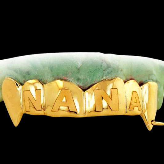 Nana Engraved Teeth